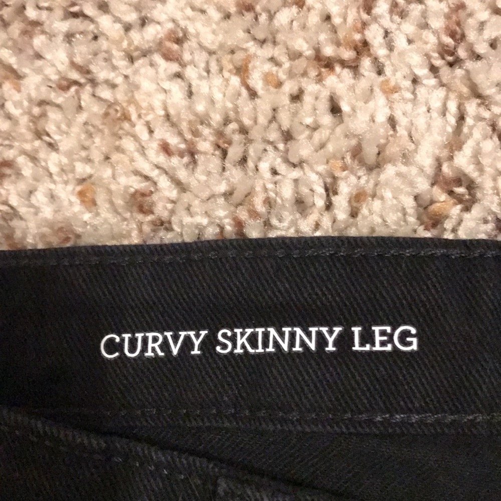 Style & Co - NWT - Distressed Curvy Skinny Leg - Picture 14 of 15
